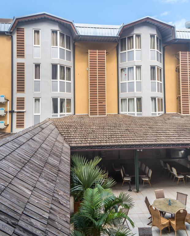 Hotel Maharajah Mamoudzou Exterior photo